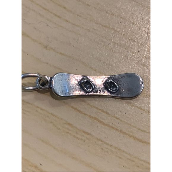 .925 Winter Snowboard Sterling Silver Jewelry Charm - Picture 3 of 4